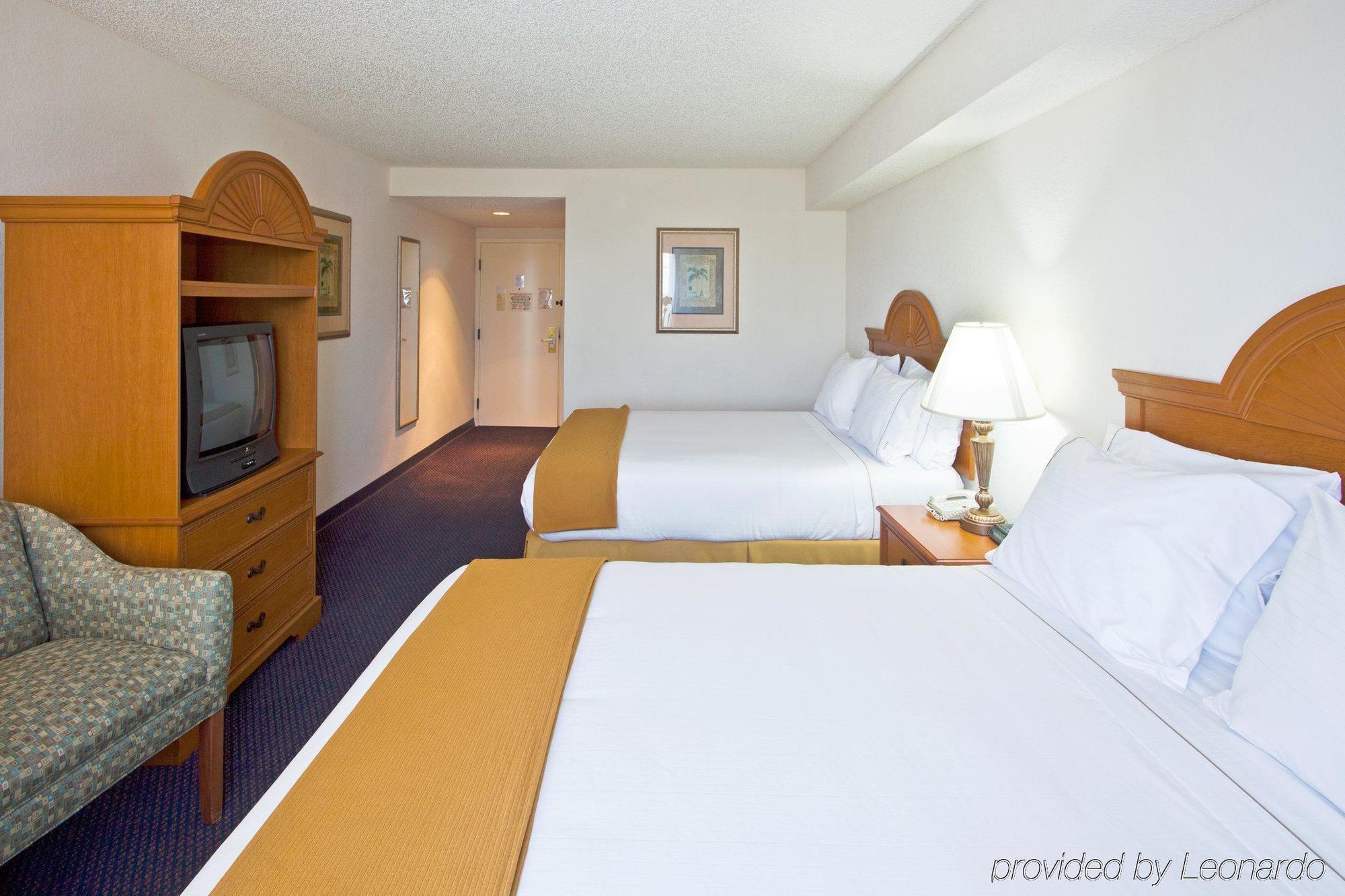 Express & Bonita Springs/naples By Ihg Hotel Bonita Springs