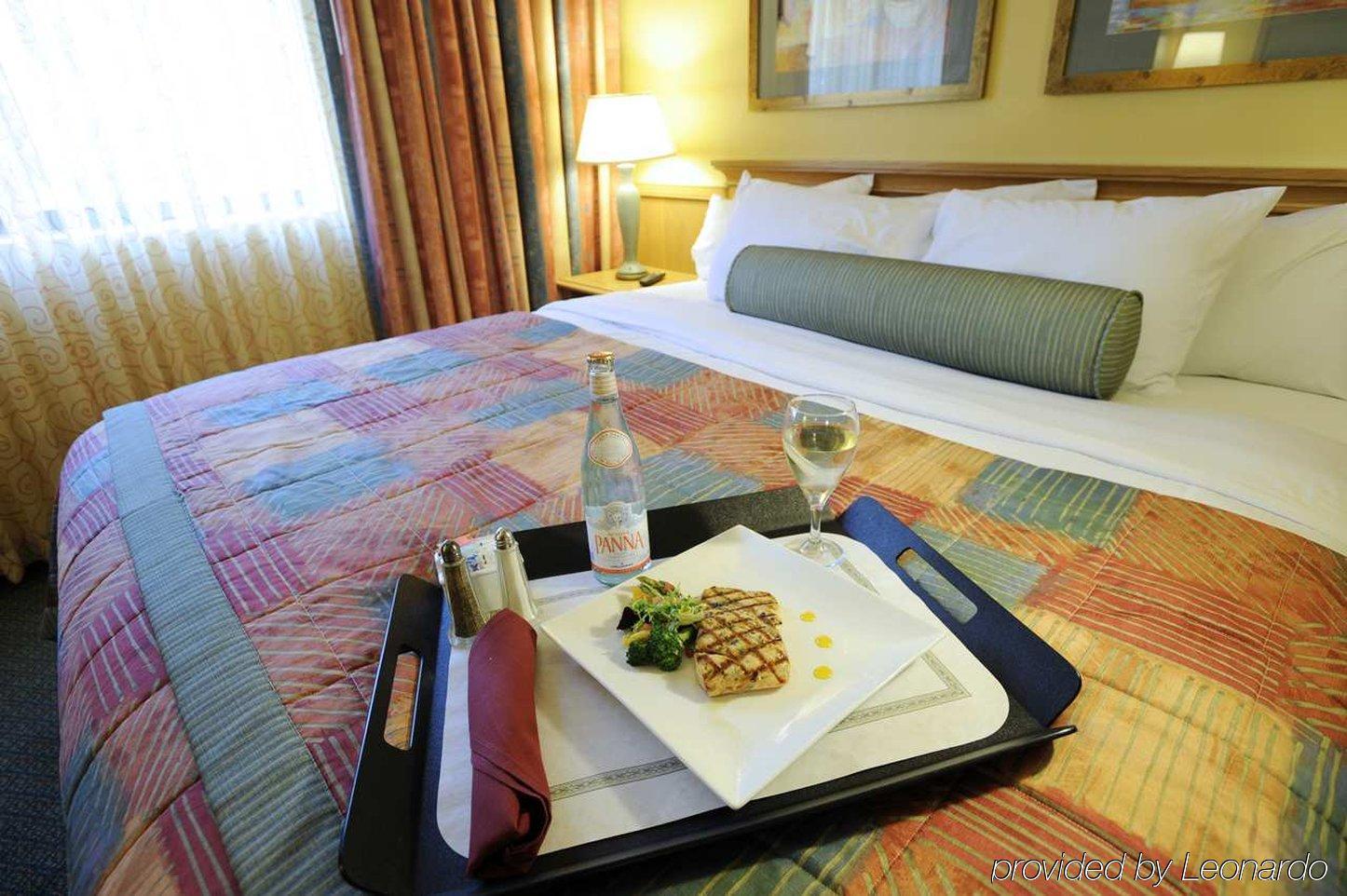 Embassy By Hilton Baymeadows Hotel