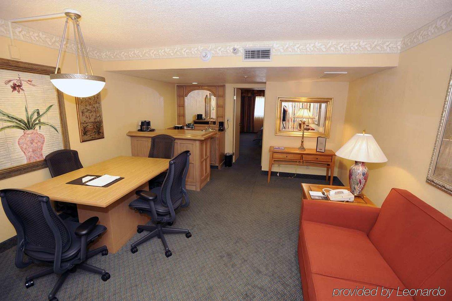 Embassy By Hilton Baymeadows Hotel Jacksonville