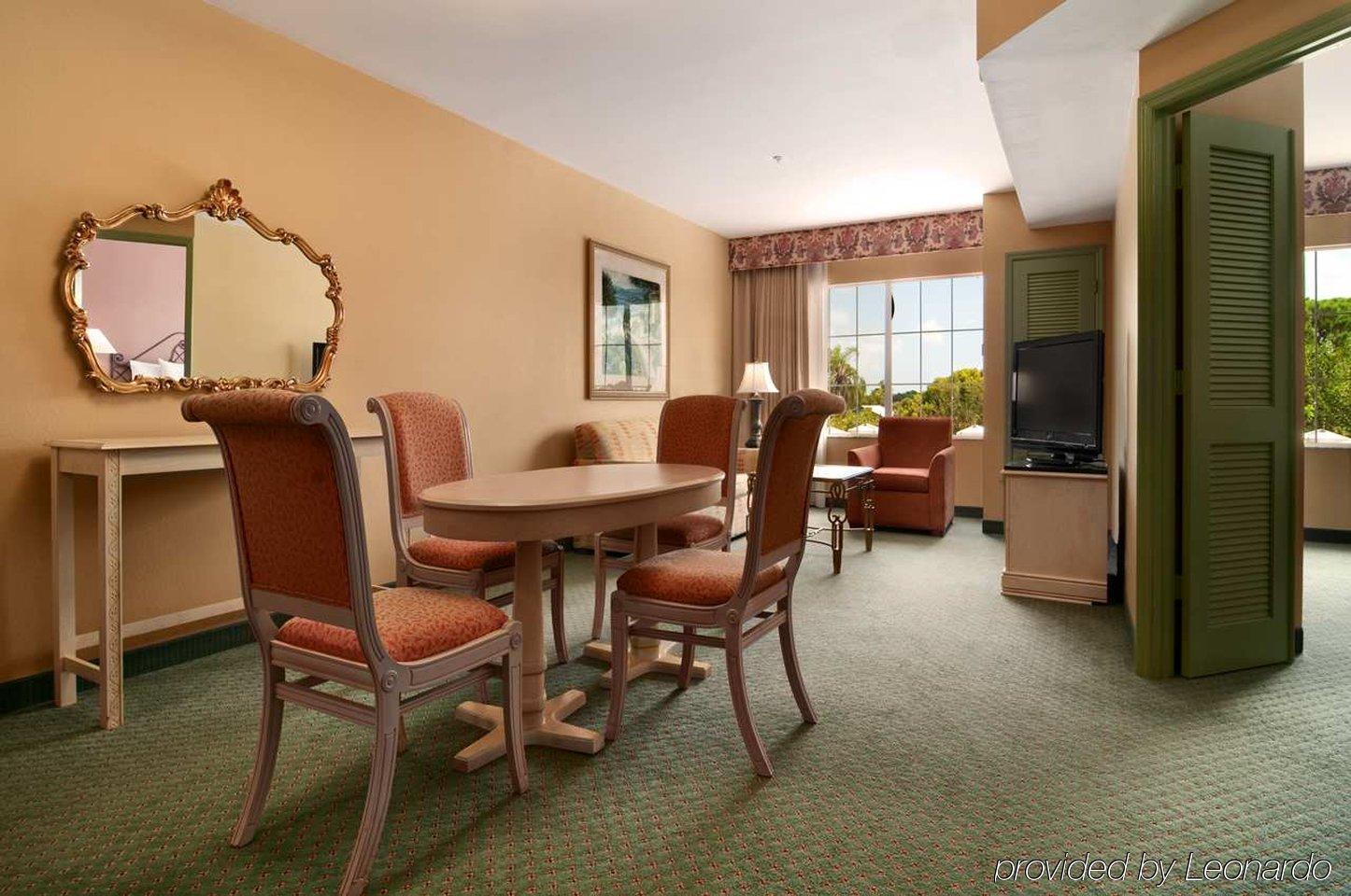 Doubletree By Hilton Naples