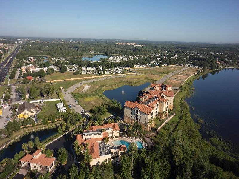 The Berkley, Orlando Resort Four Corners