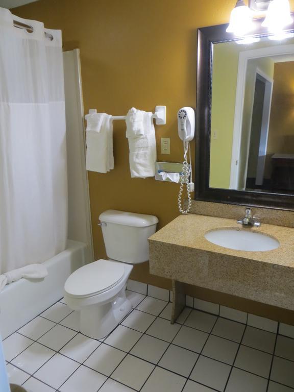 Days By Wyndham Orange City/deland 2*