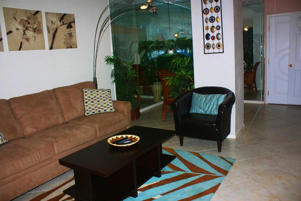 Apartment 10stepstothebeach By Owner *