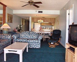 Camaron Cove Hotel
