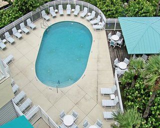 Coconut Palms Hotel