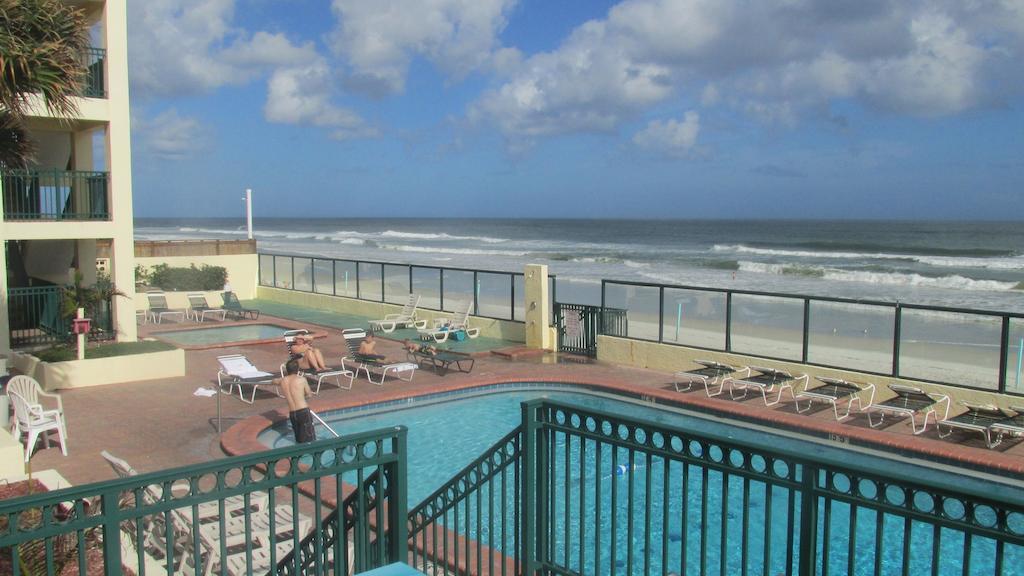 Hotel Howard Johnson - 2*