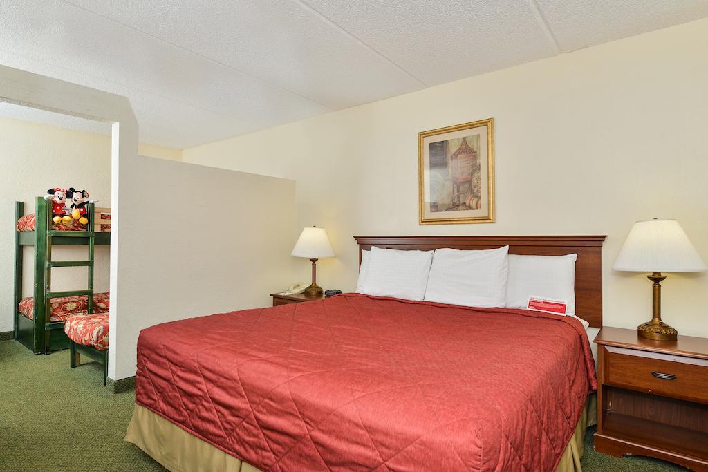 Hotel Ramada Maingate West Lake Buena Vista