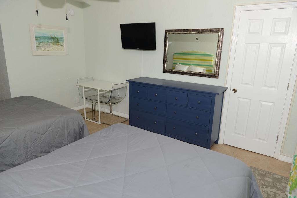 Beach Suites