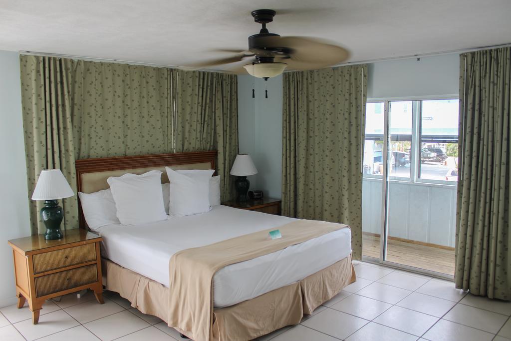 Resort Rhumcay Beach And Grille 3*