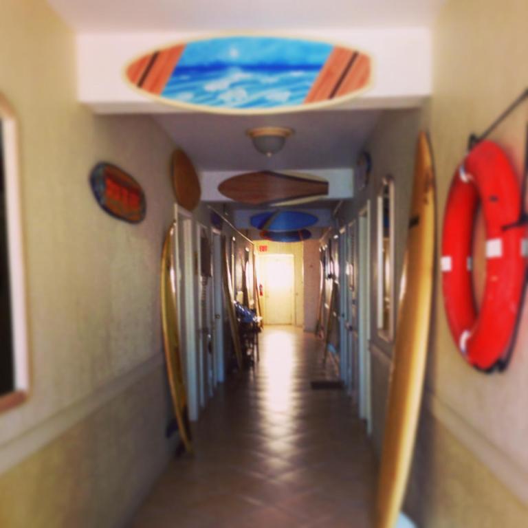Surf Hotel 2*