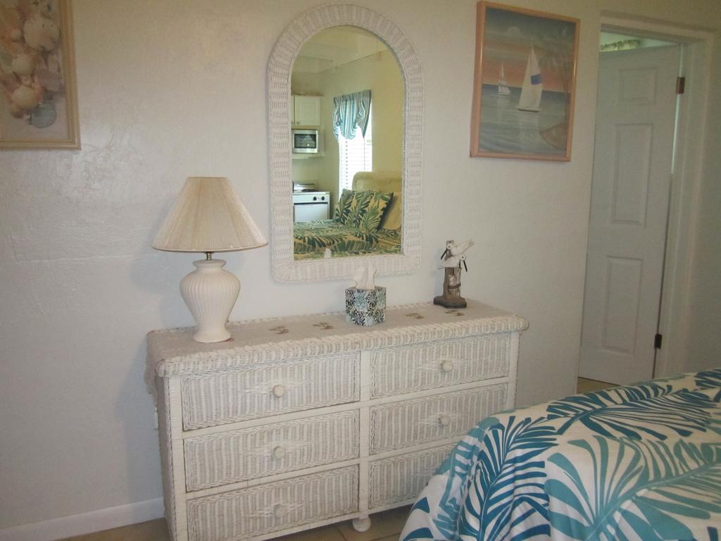 Anchor And Sanibel