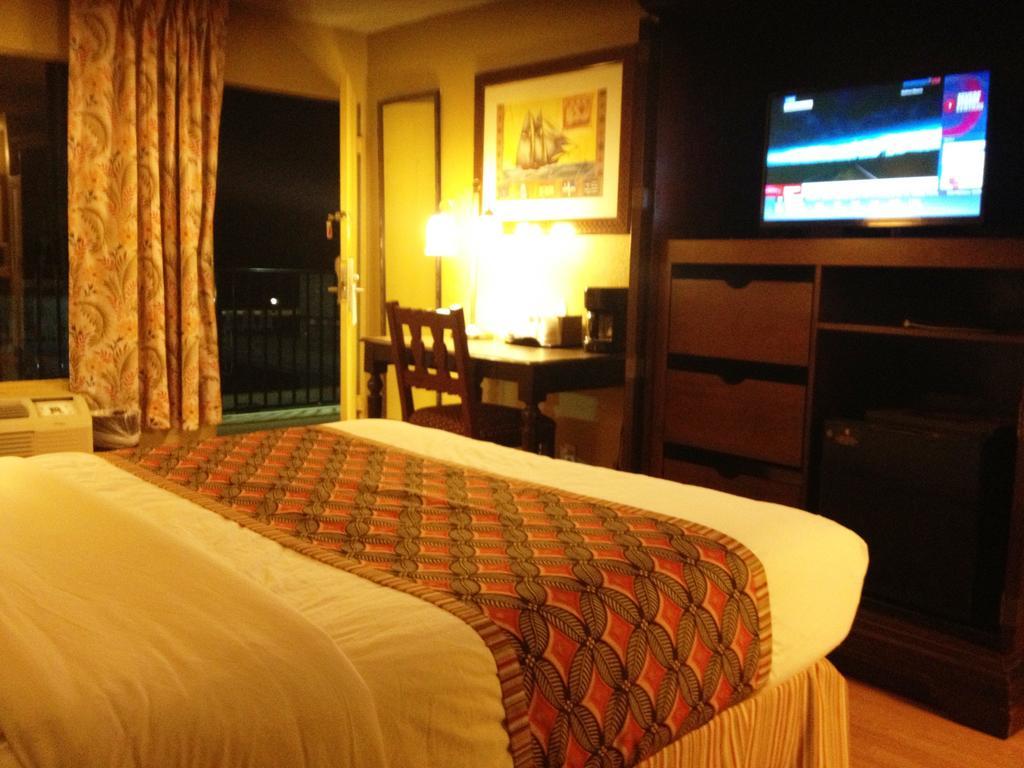Hotel Monroe's On The & Banquet Hall