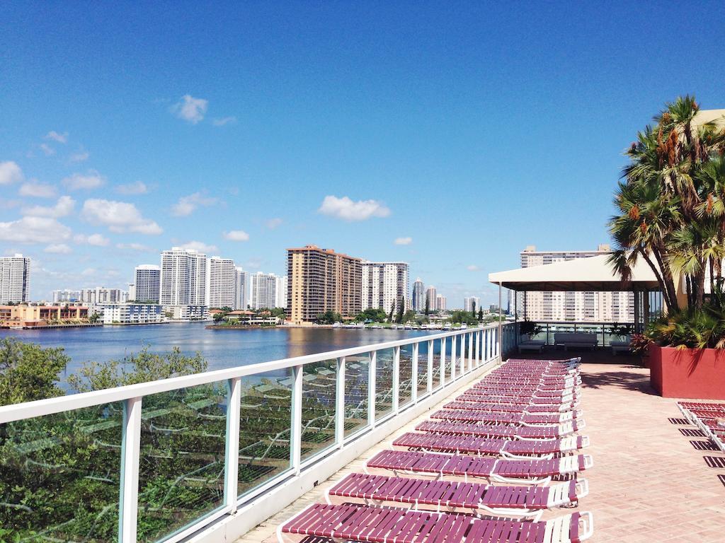 Miami Waterfront Sunny Isles Beach