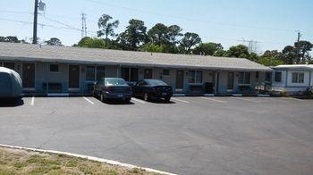 Carters And Mobile Village