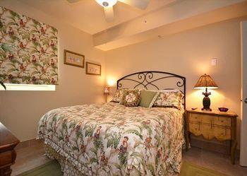 Hotel Club By Rmi Vacations Pensacola Beach