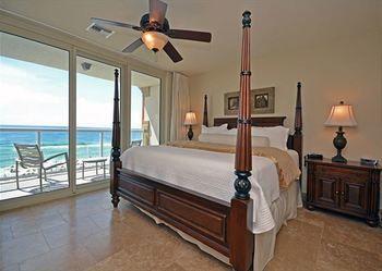Hotel Club By Rmi Vacations 3*