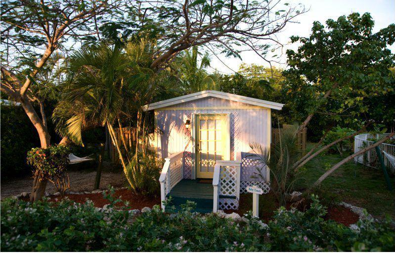 Villa Conch Key Cottages *
