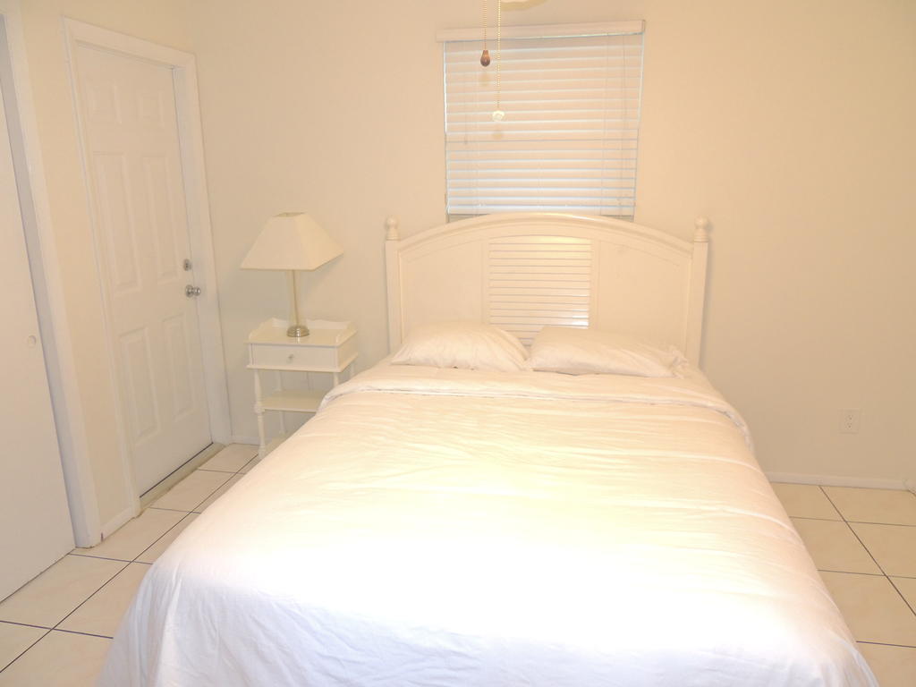 Hotel Caribbean Shores Waterfront