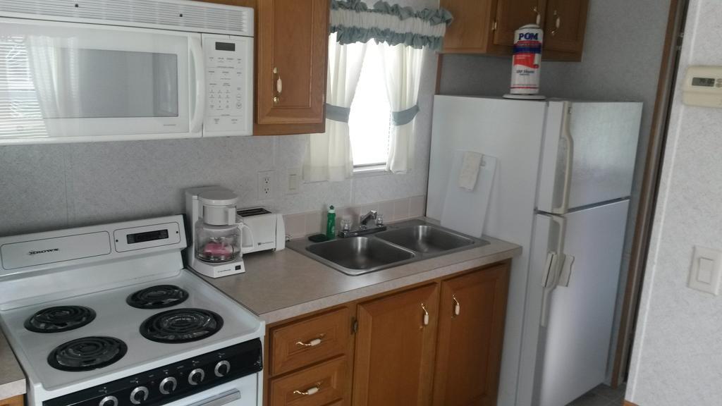 Road Runner Travel - Caravan Park
