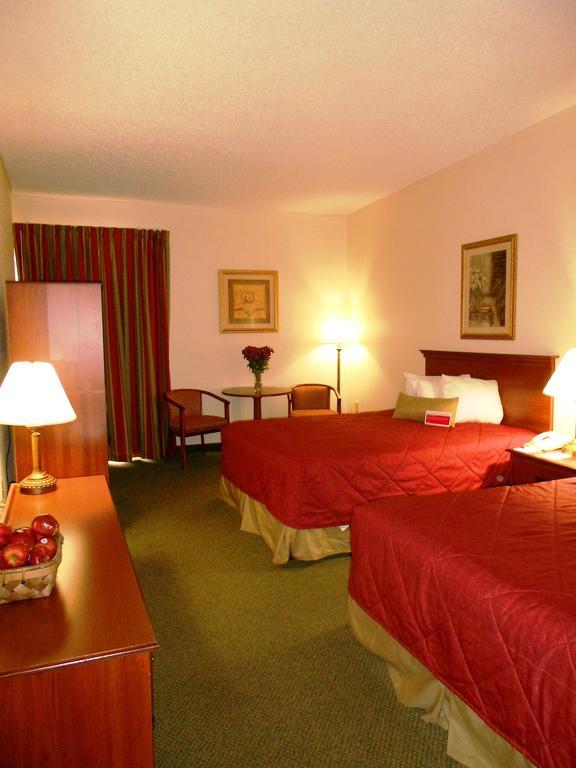 Hotel Ramada Maingate West
