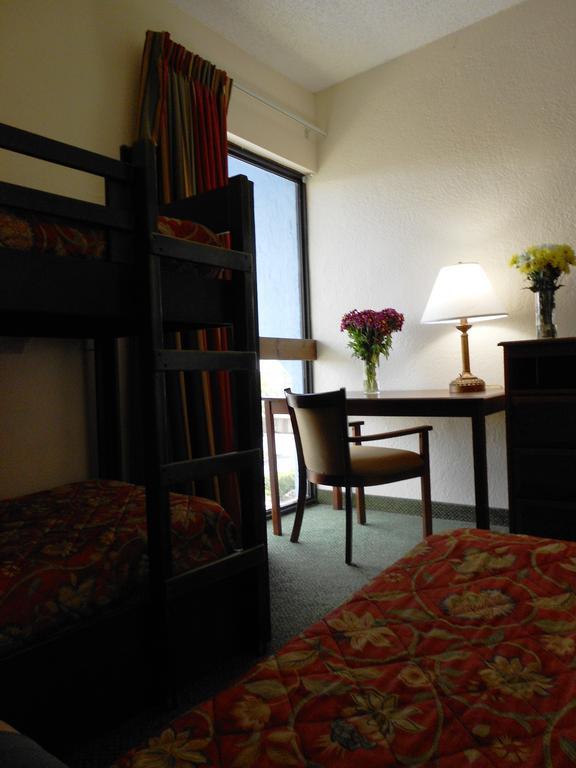 Hotel Ramada Maingate West