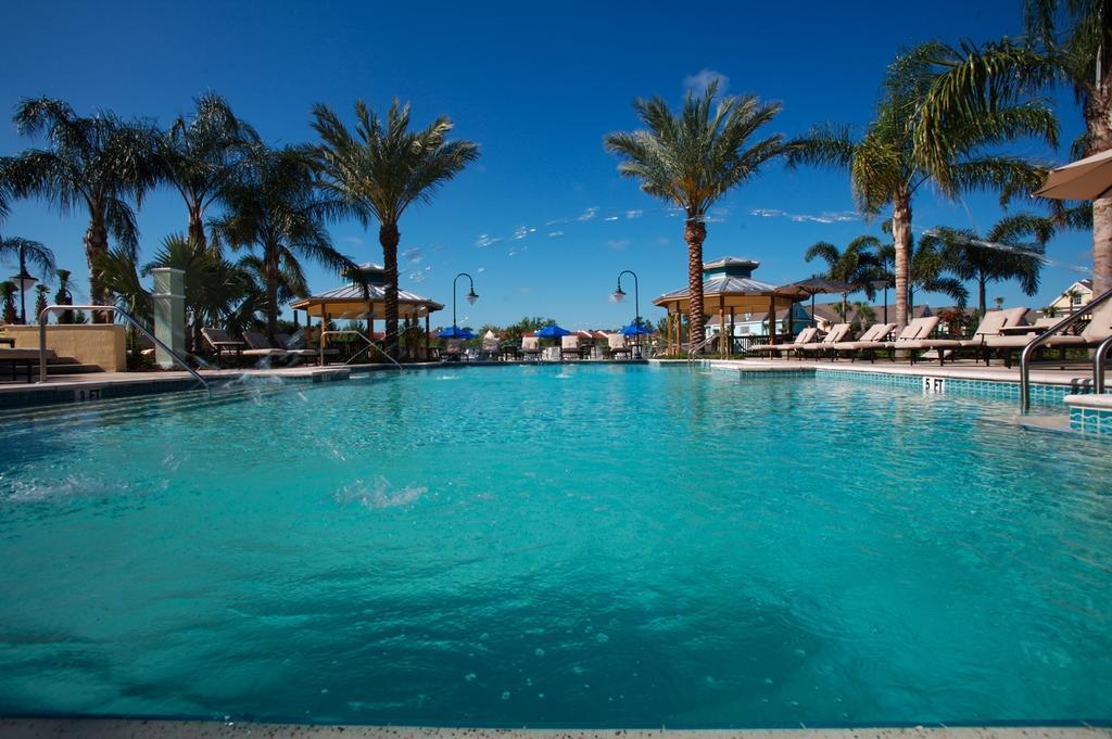 Star Island And Club - Near Kissimmee