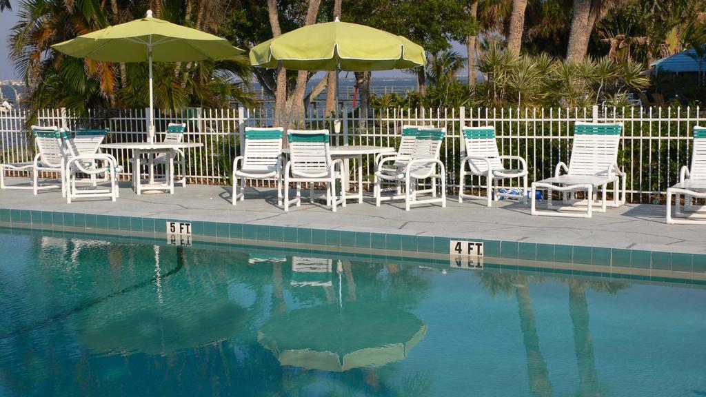 Hotel Caribbean Shores Waterfront Jensen Beach