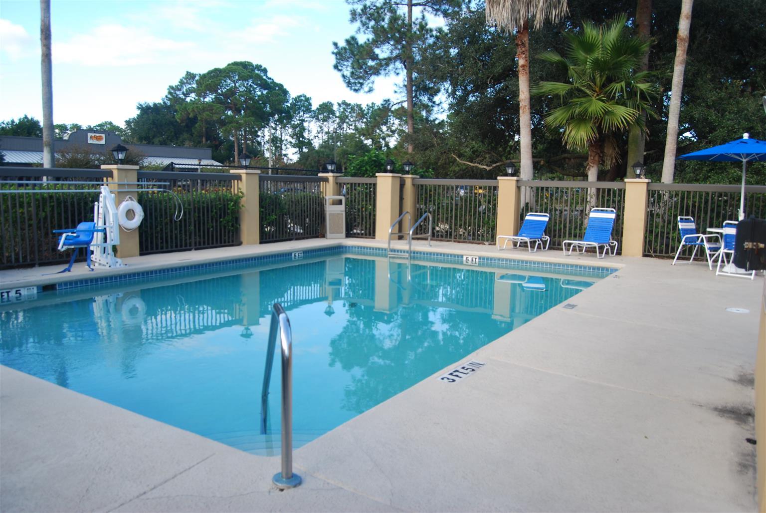Lodge Econo Palm Coast