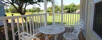 Lodge Road Runner Travel - Caravan Park *