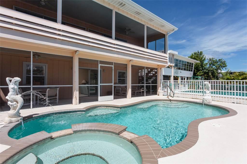 Primo Pool Lower Fort Myers Beach