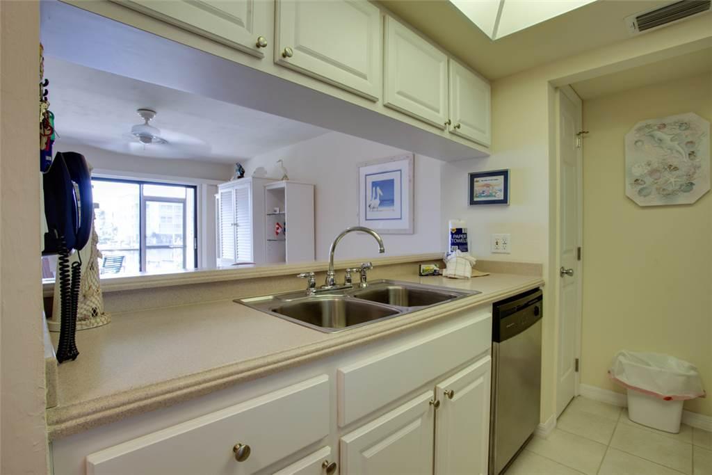 Estero Yacht & Racquet 218 Fort Myers Beach