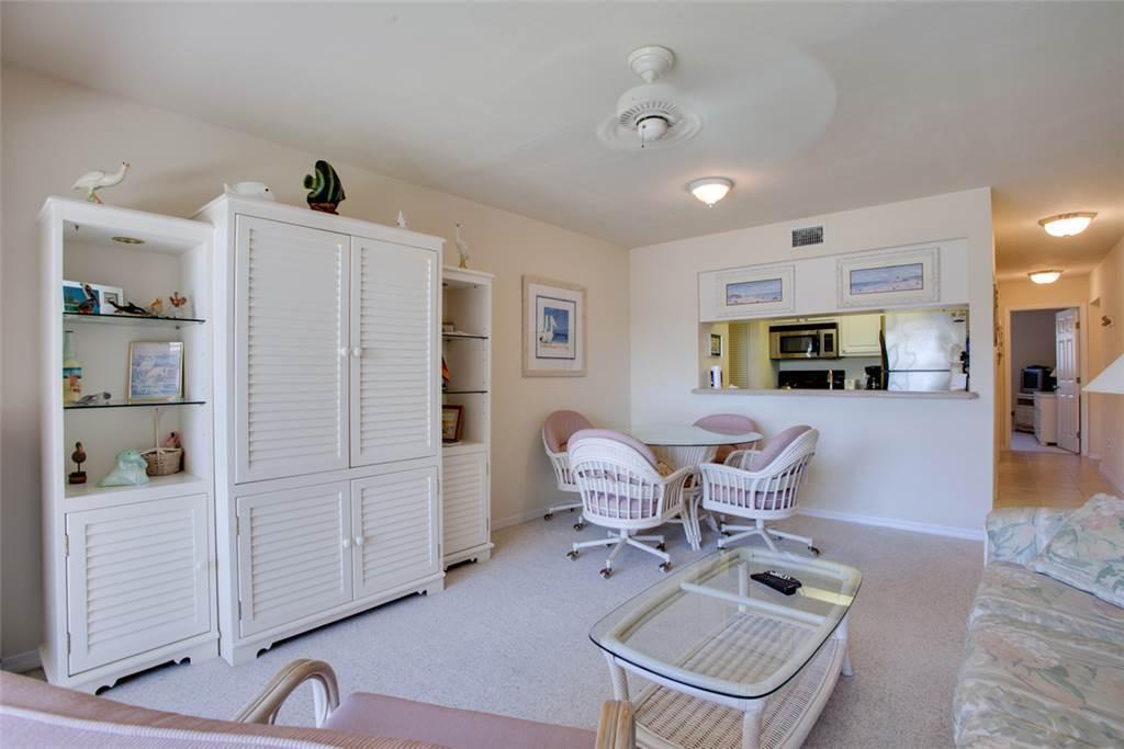 Apartment Estero Yacht & Racquet 218