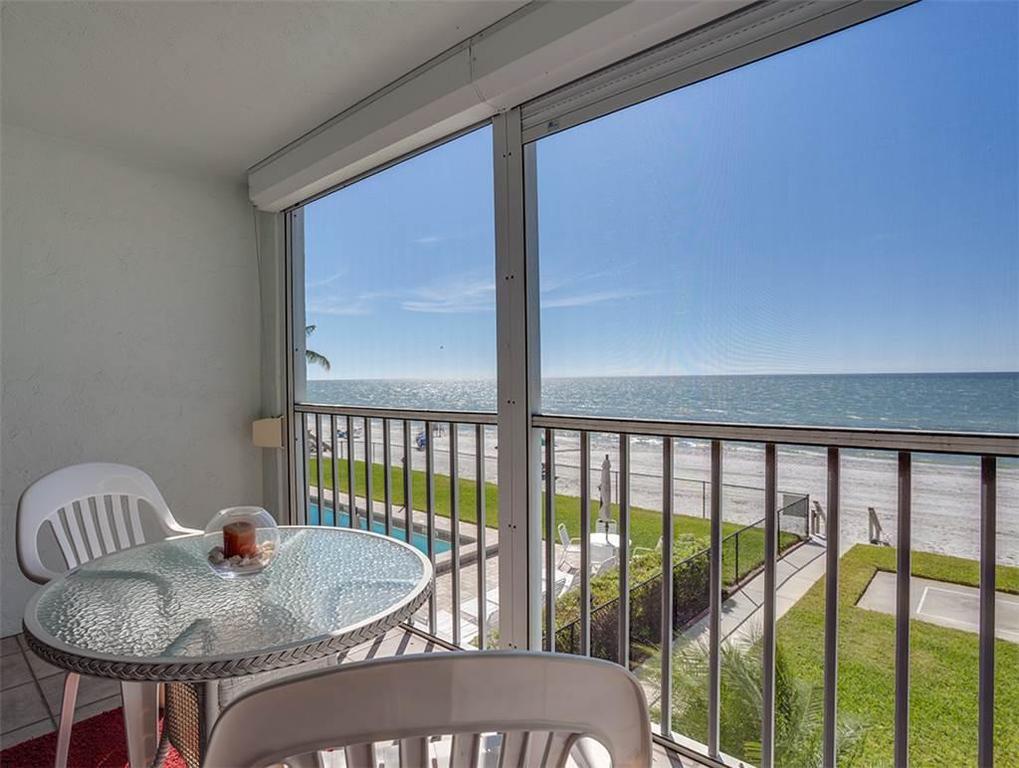 Holiday home Strandview Tower 203