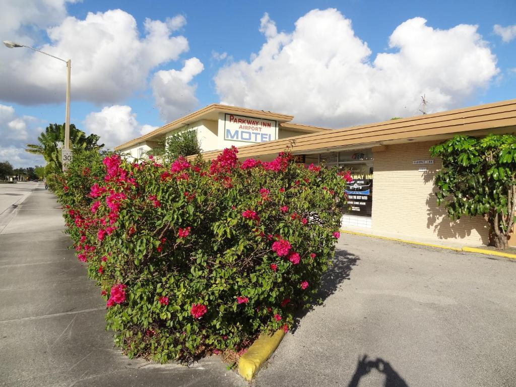 Hotel Parkway Miami Springs