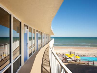Resort Outrigger Club 3*