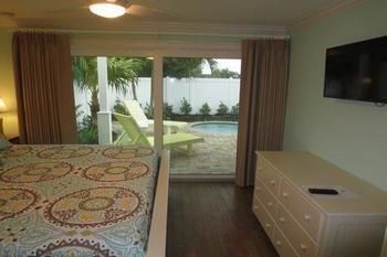 Hotel Lizzie Lu's Island Retreat 3*