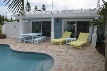 Hotel Lizzie Lu's Island Retreat 3*