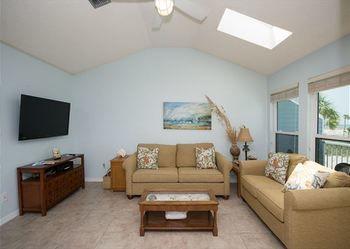 Pensacola Gulf By Rmi Vacations