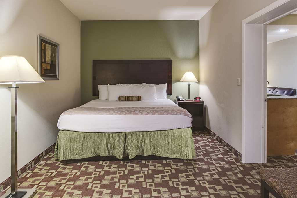 La Quinta By Wyndham Walton