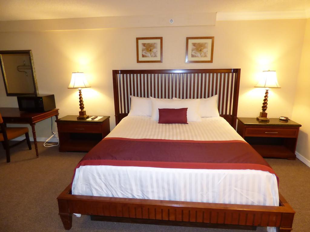 Resort Days & By Wyndham Okeechobee