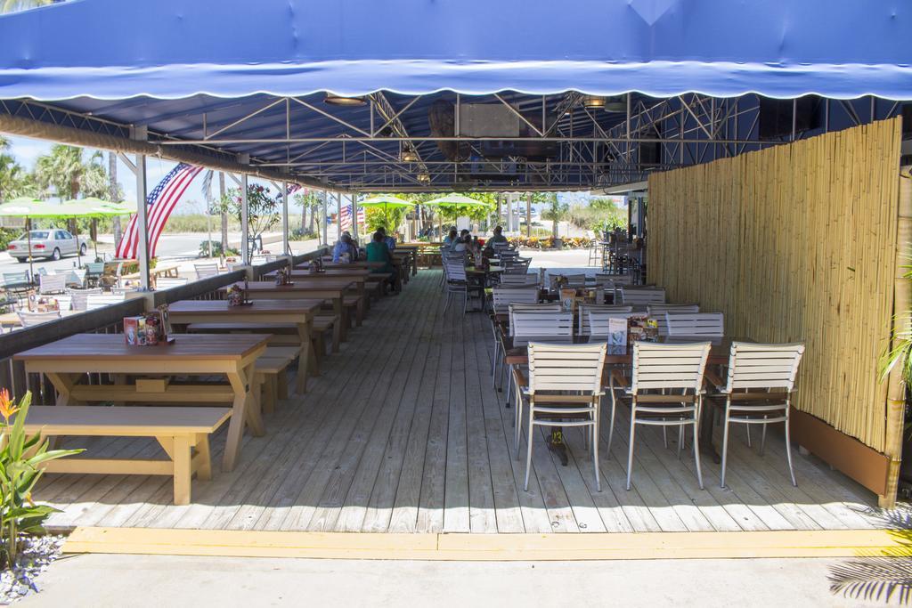 Resort Rhumcay Beach And Grille Fort Pierce