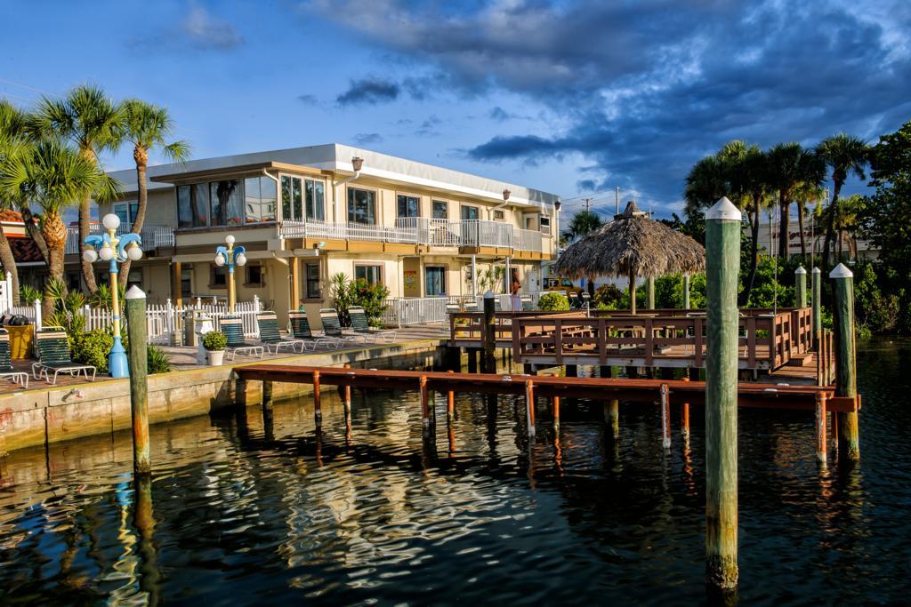 Bayview Plaza Waterfront