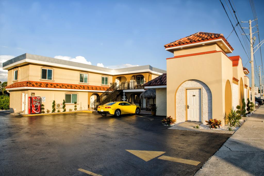 Hotel Bayview Plaza Waterfront St. Pete Beach