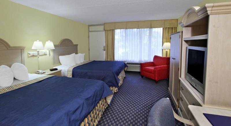 Hotel Days By Wyndham Cruiseport West At I-95/524 Cocoa