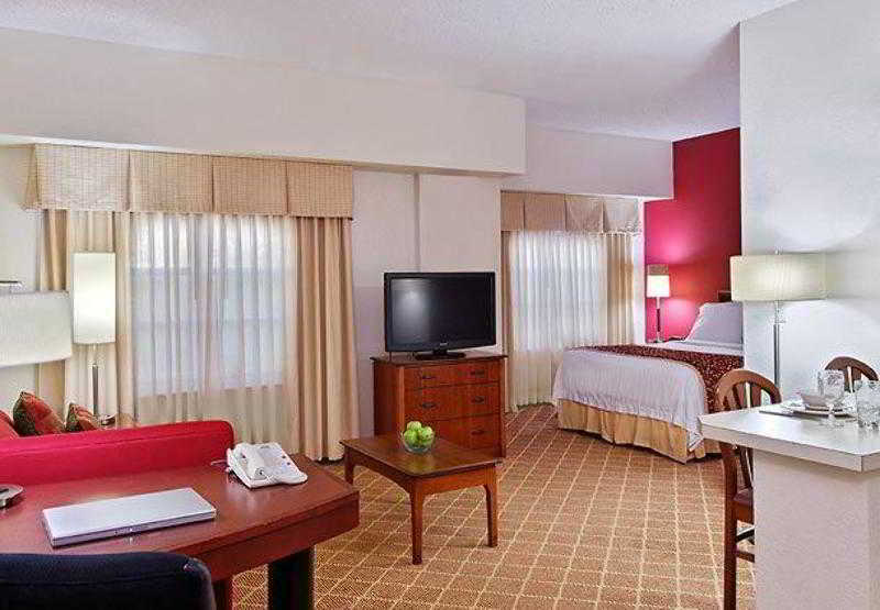 Hotel By Marriott Lauderdale Of 3*