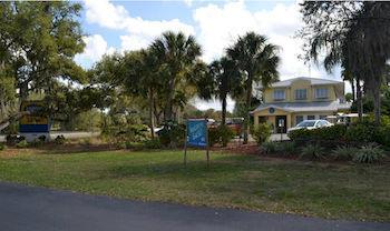 Hotel Winter Quarters Encore Manatee Rv