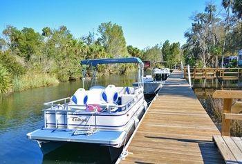 Hotel Crystal Isles Rv 2*