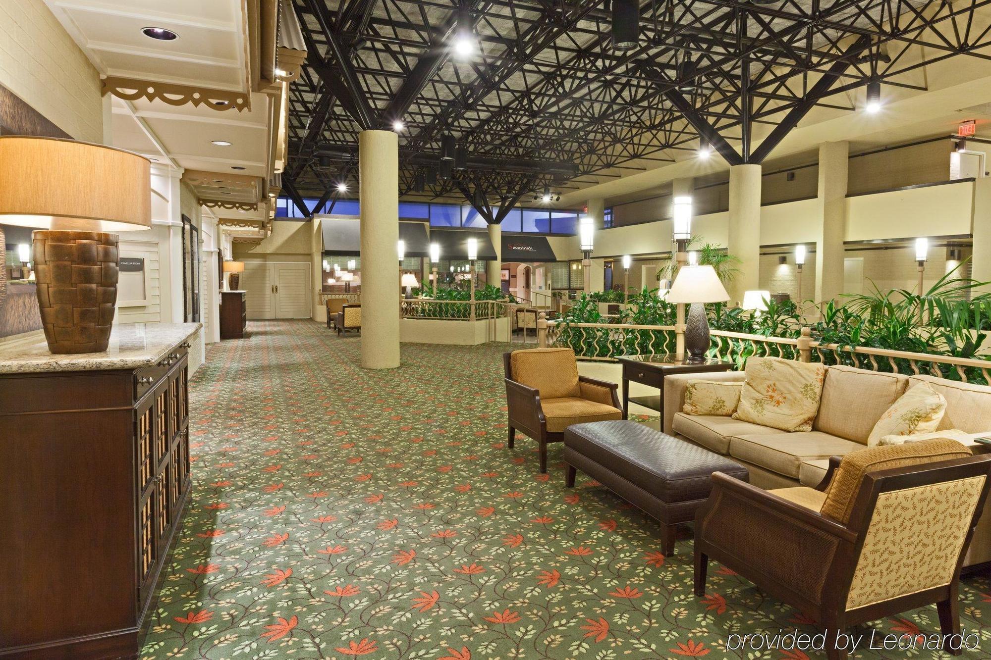 Hotel Express & Airport By Ihg 3*
