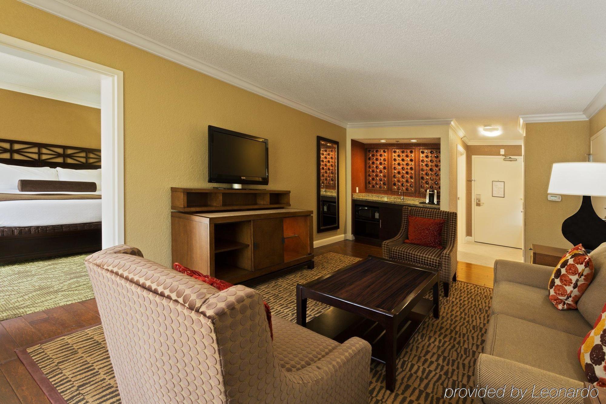 Express & Airport By Ihg Jacksonville