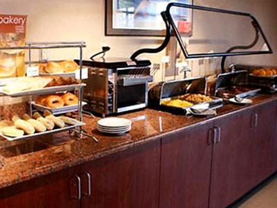 Hotel Courtyard By Marriott Miami At Dolphin Mall 3*